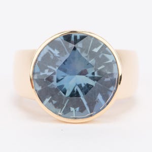 10.48 カラット GIA 認定 非加熱サファイア ワイドバンドリング 18K ゴールド 非常にキラキラ輝く大きな天然宝石 記念日や誕生日のギフトに最適 R6766