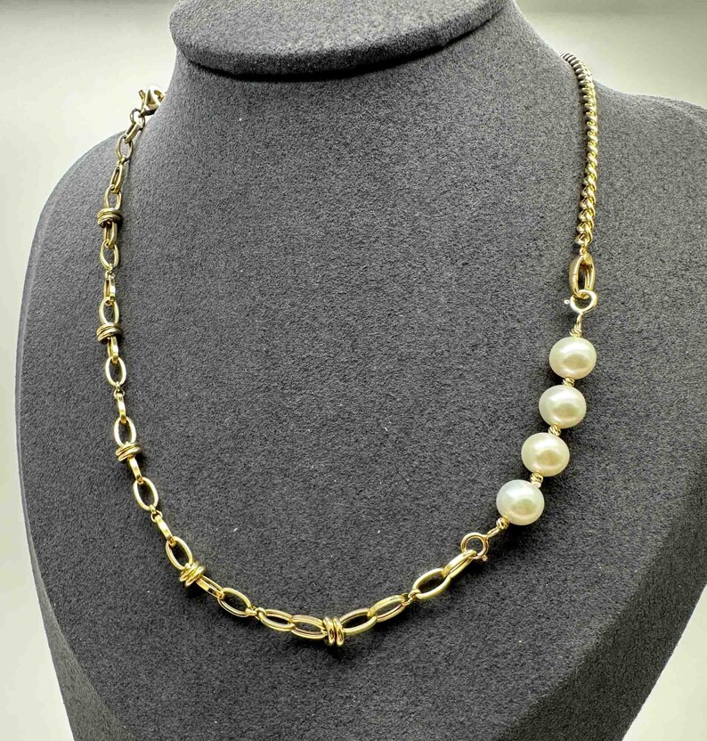 Gold Extension Spring Freshwater Pearl and 18K Gold Extension Chain 2