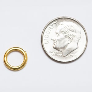 Piccolo porta ciondolo a cerchio da 9 mm in oro massiccio 14K 18K con chiusura di sicurezza nascosta, design innovativo extra sicuro, connettore a catena M4025