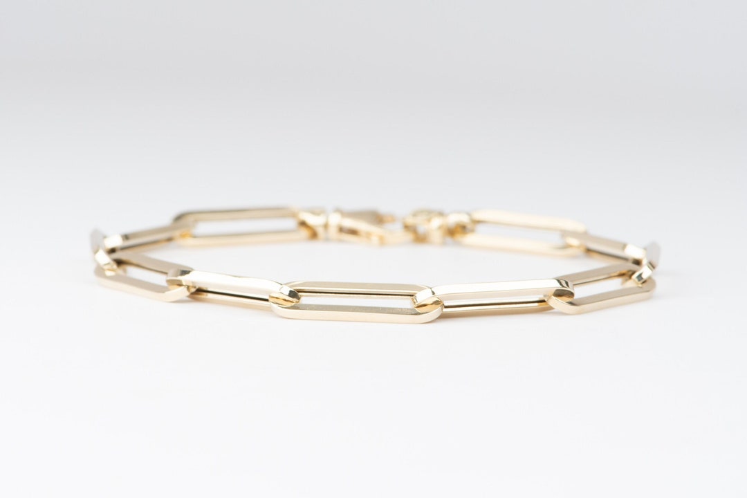 Essential Petite Paperclip Links Bracelet in 14k gold-filled main image 1