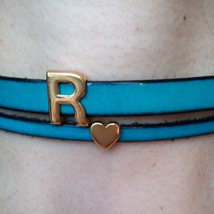 Gargantilla con nombre en oro de 24 quilates, gargantilla personalizada, collar de joyería de cuero, gargantilla turquesa, gargantilla con inicial personalizable, gargantilla con letras, regalo único a medida