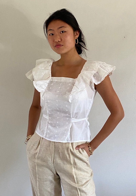 70s eyelet flutter blouse / vintage white cotton b