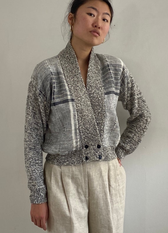 Vintage Gray Jean Pierre Wool Colalred Cropped Cardigan with Pockets Button Down Long Sleeve Sweater Top