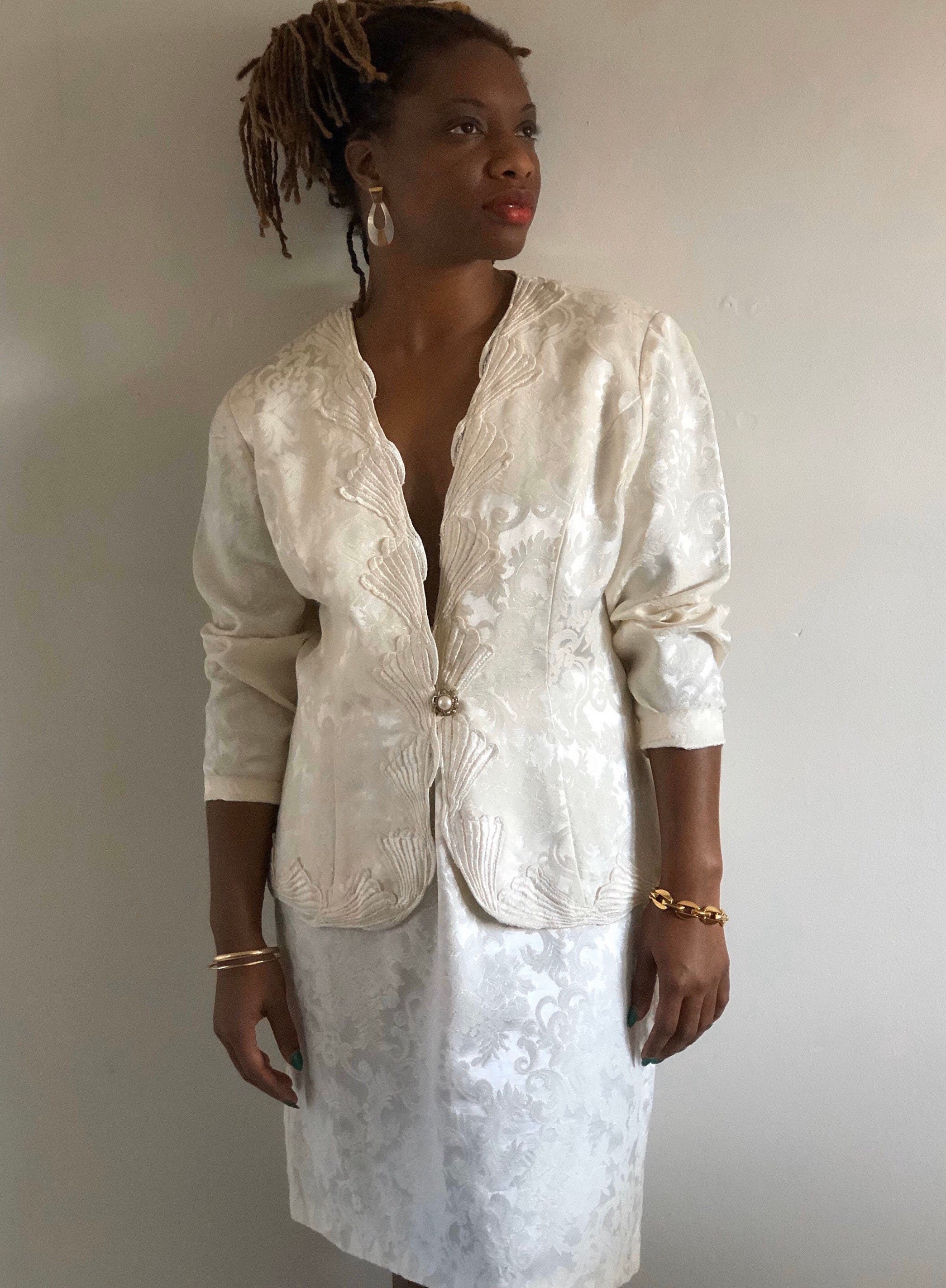 White short shop blazer set