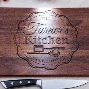 Personalized cutting board for Christmas gift, grandma gift, gift for mom, kitchen gift, chef gift, nana gift