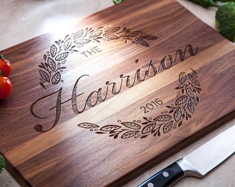Personalized cutting board - wedding gift for the couple - christmas gift for mom