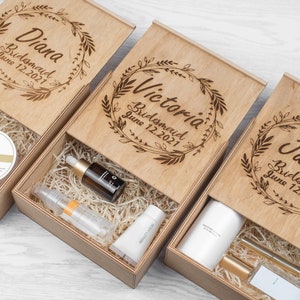 Bridesmaid Wooden Gift Box - Bridesmaids Proposal Gift Box, Will You Be My Bridesmaid, Matron of Honor, Maid of Honor