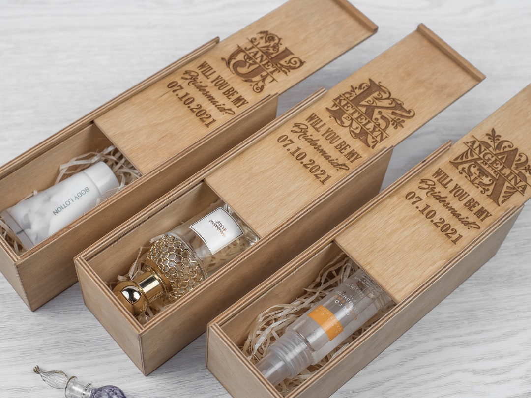 Personalized Wooden Bridesmaid Proposal Gift Box - Etsy