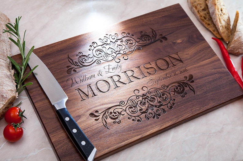 Wedding gift Personalized cutting board Bridal shower gift Custom cutting board Engagement gift Wedding day gift, christmas gift 画像 10