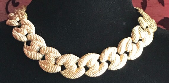 Gold plated large link choker - image 5