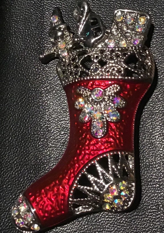 Enamel and rhinestone Christmas stocking pin - image 5