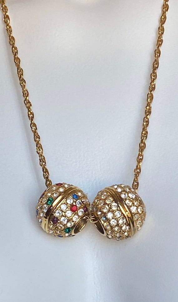 Crown Trifari disco ball pendant chain Gem