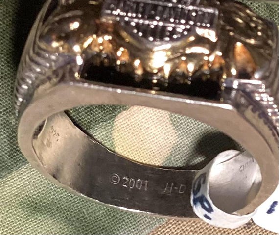 Harley-Davidson リング Really Big Two Tone Sterling and Onyx Harley Davidson Ring