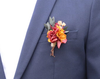 Boutonnière VOLTIGE accessoire de marié fleur naturelle séchée et stabilisée mariage d'été bohème couleur ocre et terracotta