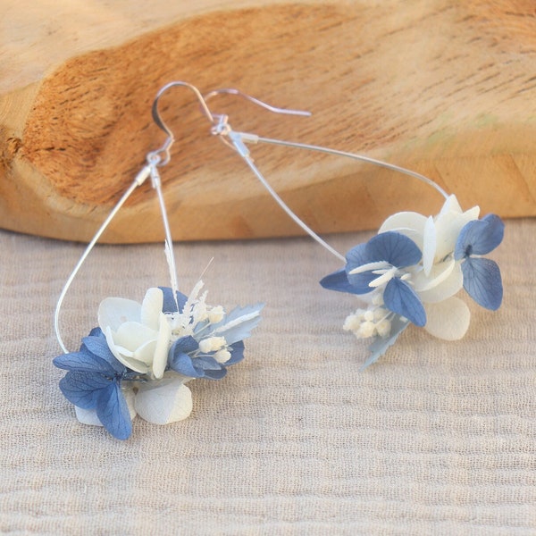 Boucles d'oreilles SERENA forme goutte avec hortensia stabilisé bleu, bijou argent mariage été, cadeau artisanal original pour femme