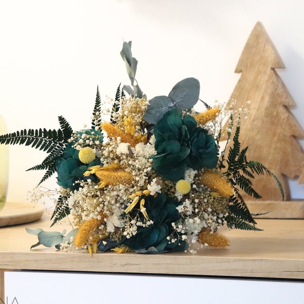 Bouquet fleurs stabilisées vert émeraude TRINIDAD, déco tendance exotique couleur emeraude et jaune moutarde, arrangement moderne fleur séch