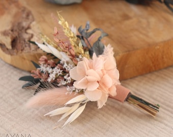 Boutonnière CHARME hortensia stabilisé rose pale pour mariage de printemps, accessoire tendance marié et témoin fleur séchée et stabilisée