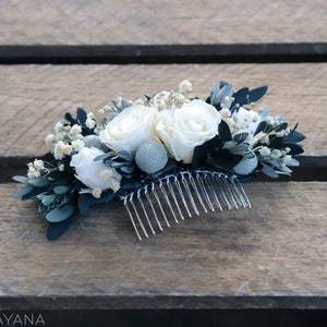 Hair comb MILLIE natural preserved flowers, wedding hair accessory, flower clip for brides and bridesmaids, white and gray wedding comb