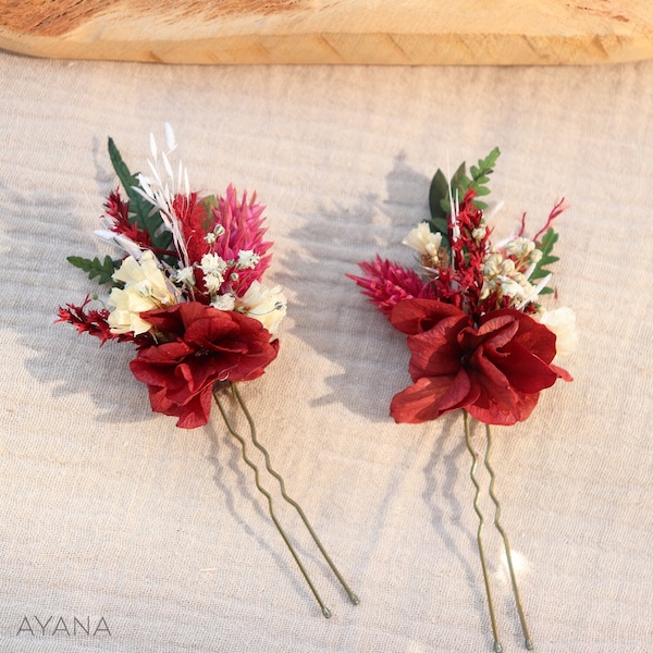 Lot épingles à cheveux VINCA fleur séchée et stabilisée bordeaux et blanc coiffure mariage vintage, rose éternelle rouge foncé et gypso