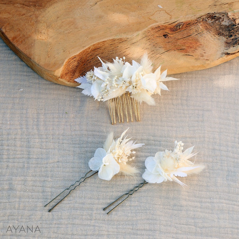 Viele Haarnadeln von OLWEN, getrocknete und stabilisierte weiße Blumen, Boho-Chic-Hochzeit, getrocknete Blume auf Haarnadel für Hochzeit, Taufe oder Kommunion 2 pics + 1 peigne S