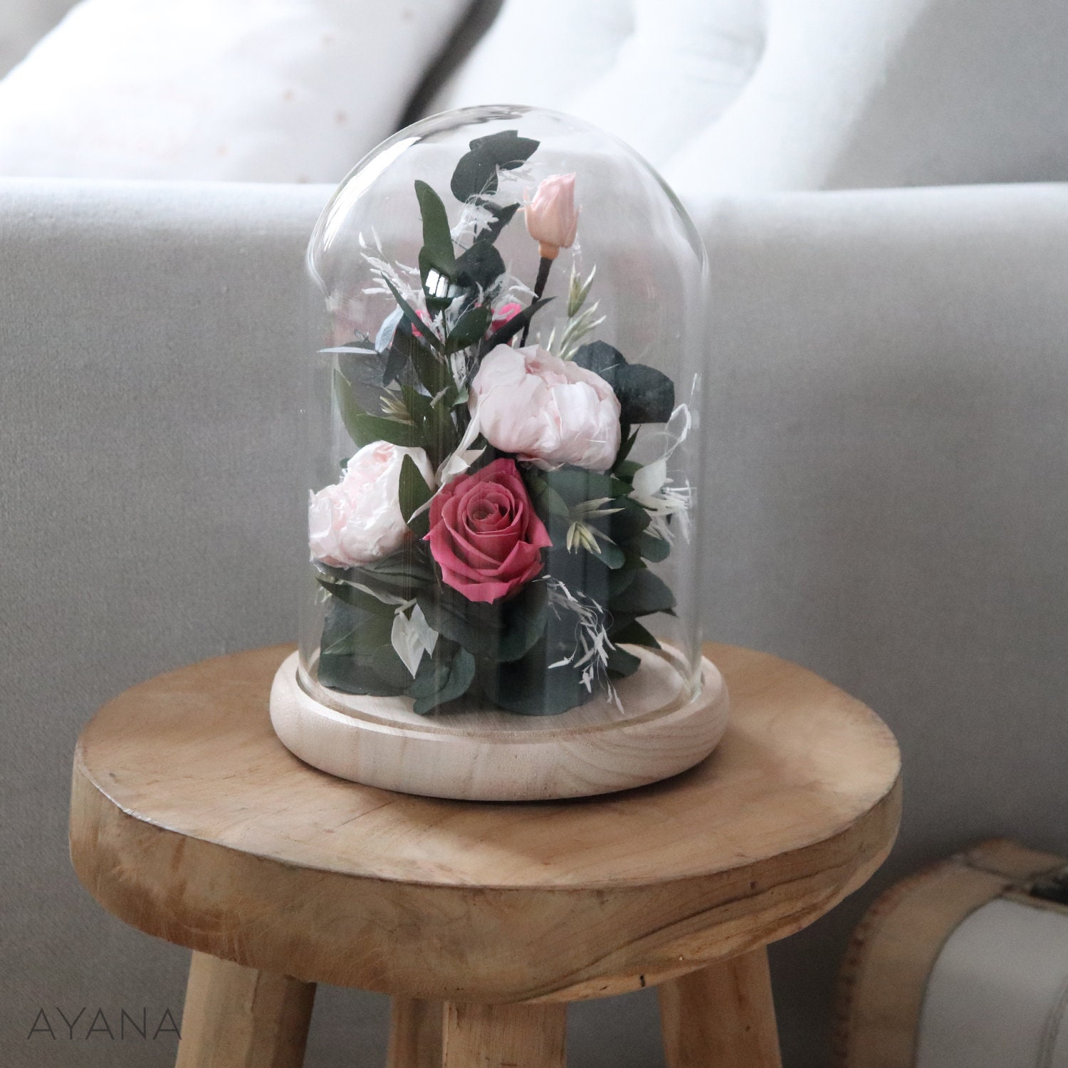 Cloche Genereuse Pivoine Cadeau Éco-Responsable Composition Sous Cloche en Verre avec Pivoine Nature