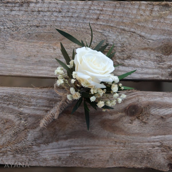 Boutonnière RENCONTRE mariage bohème chic ou nature, boutonnière de marié rose naturelle stabilisée et gypsophile, broche pour mariage