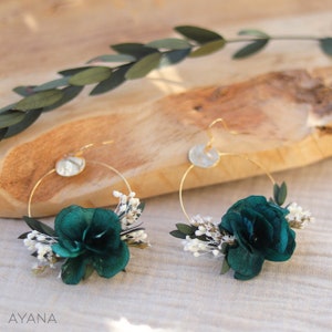 Boucles d'oreilles JILL créoles en fleurs naturelles séchées et hortensia stabilisé couleur vert émeraude, cadeau bijou artisan créateur image 4