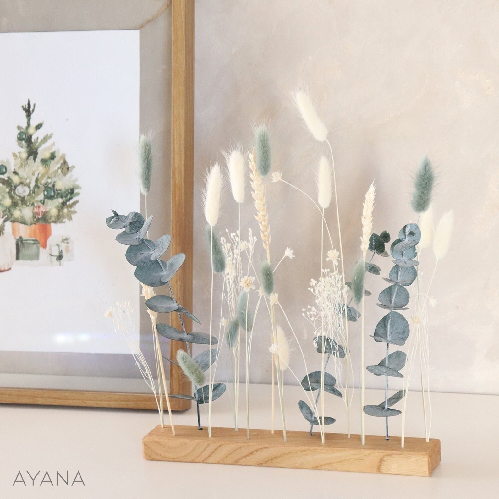 Curated visual reference: Visual Reference: Noble Wooden Deco Provence With Sage Green Dried Flower For