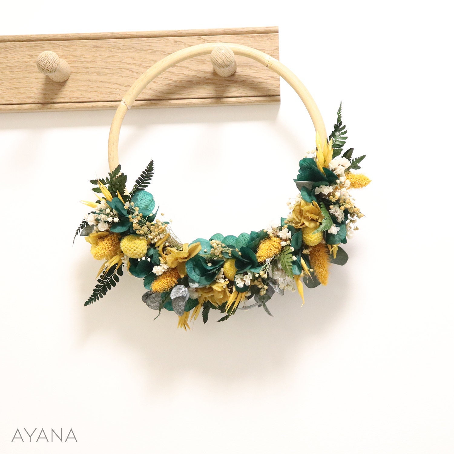 Couronne Déco Murale Tropico Green Vert Émeraude Jaune Moutarde Fleur Séchée et Stabilisée Style Tro