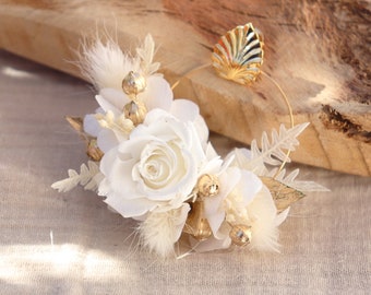 Boucles d'oreilles CHARLINE rose blanche stabilisée pour mariage bohème chic, bijou original blanc et doré fleur séchée pour mariée