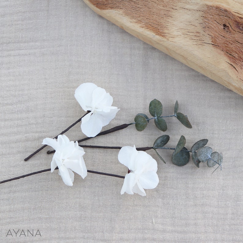 Fleuron d'hortensia stabilisé à piquer dans les cheveux, pic fleuri pour tresse ou chignon, accessoire de coiffure fleur naturelle préservée image 9