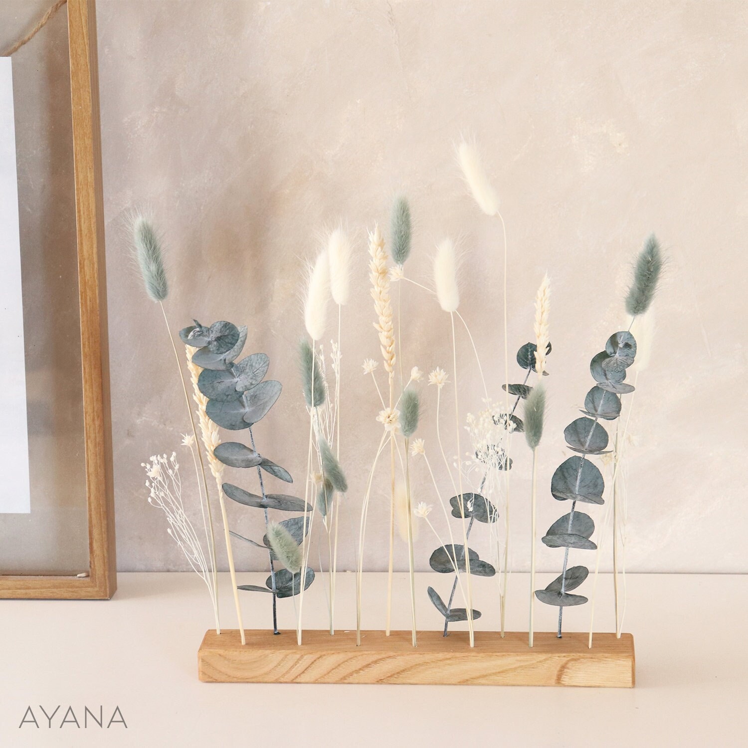 Picture Idea: Noble Wooden Deco Provence With Sage Green Dried Flower For