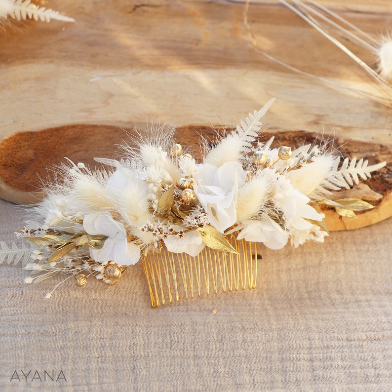 Peigne cheveux ISABEL fleurs séchées et stabilisées blanc et doré mariage bohème, Peigne coiffure mariage campagne fleur naturelle durable image 1