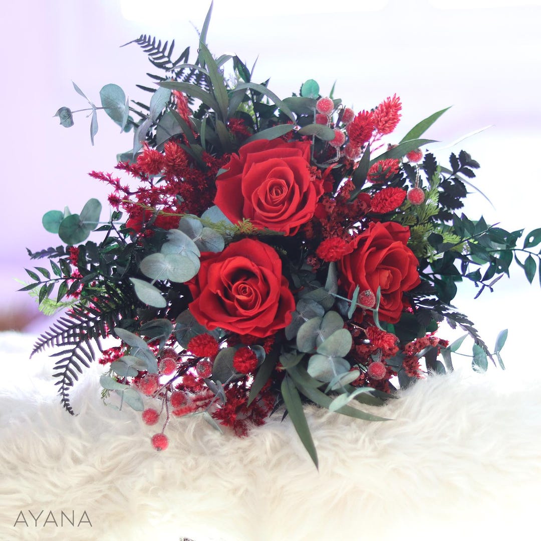 Bouquet ROVANIEMI roses rouges stabilisées, décoration Noël ...