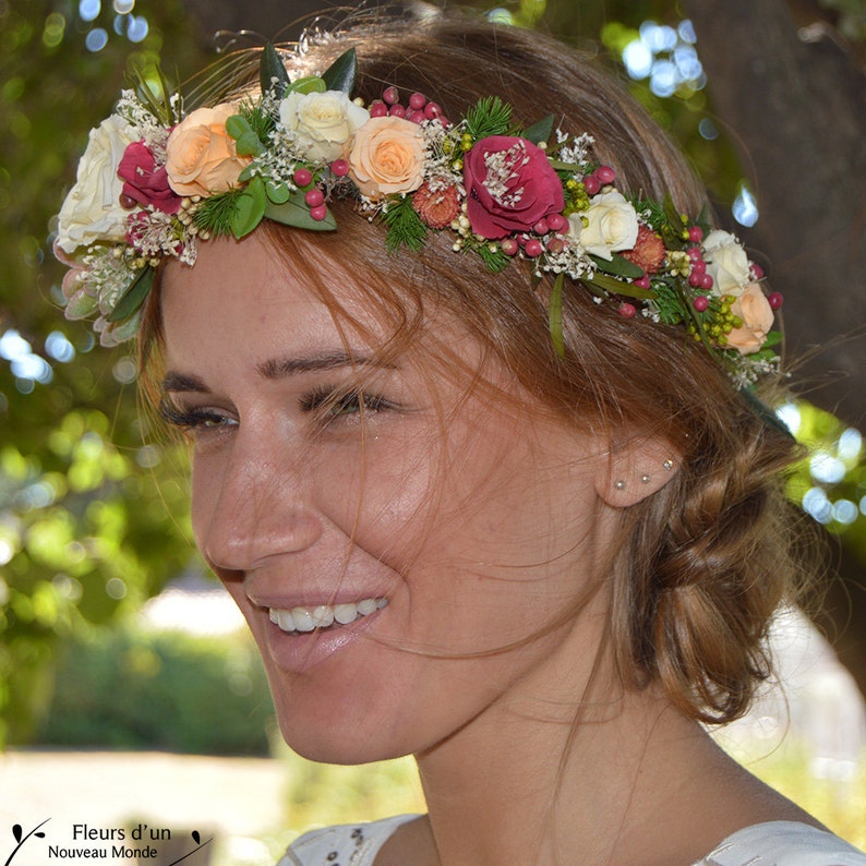bridal hairstyle Preserved flowers crown Charlotte for your wedding