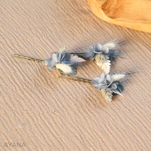 Lot d'épingles à cheveux ELSA en fleur séchée et stabilisée pour coiffure mariage bohème d'hiver couleur gris bleu image 8