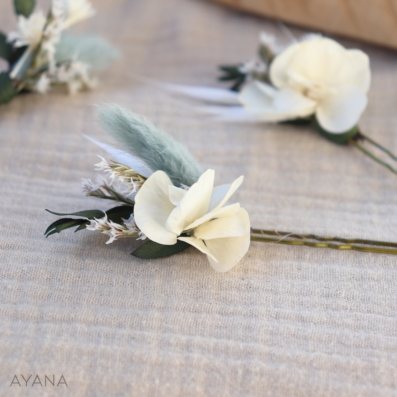 Set of GIULIANNA hairpins in dried and preserved flowers for boho wedding hairstyle in Provence ivory and sage green color image 10