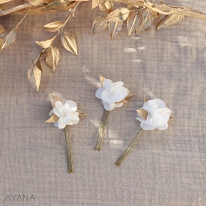 Peigne YAËLLE hortensia naturel stabilisé blanc et doré pour coiffure de mariée mariage bohème chic, parure de fleurs pour cheveux lot de 3 pics
