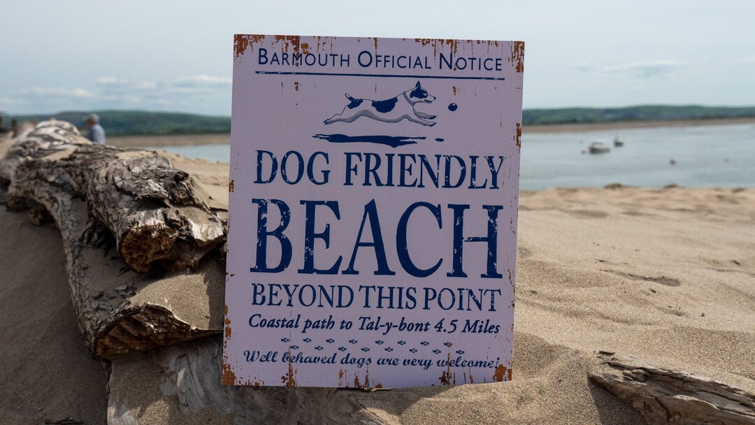 Barmouth Dog Friendly Beach Wooden Sign Rustic Distressed Etsy