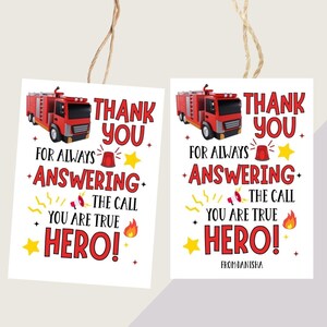 Pode incluir: Dois cartões de agradecimento vermelhos e brancos com um caminhão de bombeiros de desenho animado em cada cartão. O texto nos cartões diz "Obrigado por sempre atender a chamada. Você é um verdadeiro herói!" Um cartão tem o texto "De Danisha".