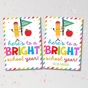 Zurück zu Schule Tags, hier ist zu einem hellen Schuljahr Tag, druckbare erste Tag der Schule Geschenkanhänger, Schule Gunst Geschenkanhänger, sofortiger Download