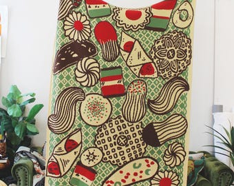 Italian Cookies Knit Throw Blanket - Home for The Holidays - Cozy Christmas Cookies