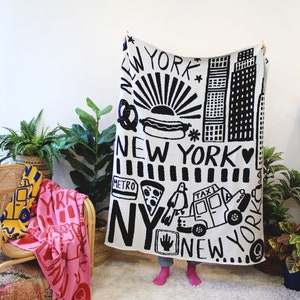 New York Knit Throw Blanket - Classic Black and White Decor - Cozy Gifts - New York City Print