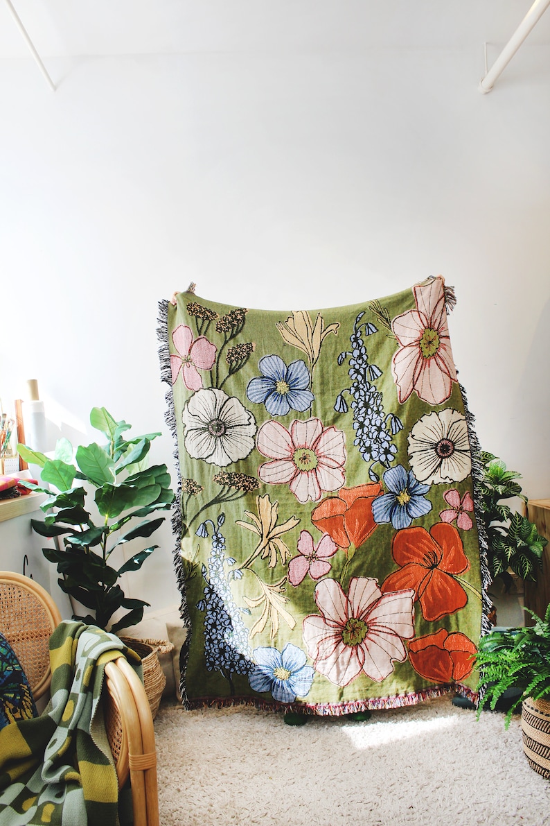 Calhoun & Co. Wild Flowers Blanket - Thumbnail 2