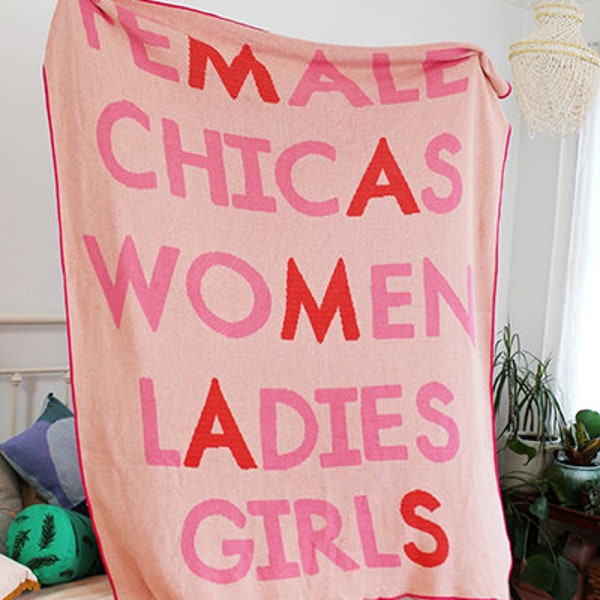 Mamas Pink Blanket - Ladies Girls Chicas Women - Fuchsia and Blush Knit Throw - Decor - Best Friend Gift - Girl Power - Female Empowerment