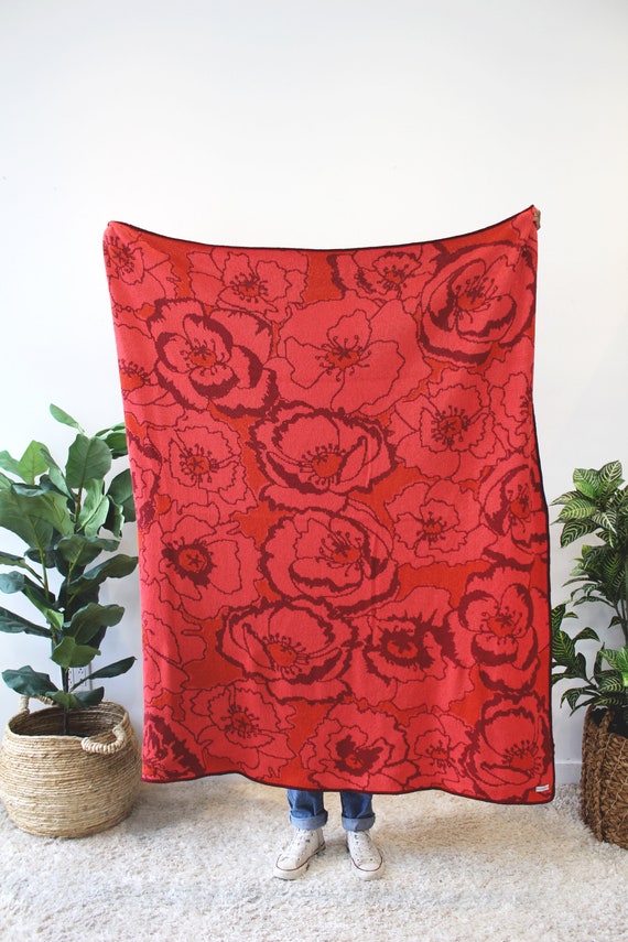 Red and gold blanket deals