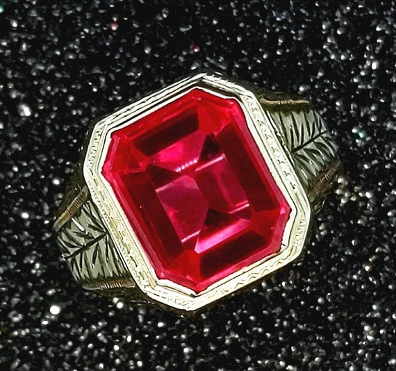 Vintage Art Deco Engraved Ruby Signet Ring - image 2