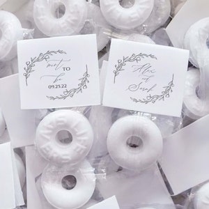 Set von 50 Personalisierte Hochzeit Mint Etiketten | Minze Gastgeschenke | Benutzerdefinierte Hochzeitsetiketten | Event Favors Mints