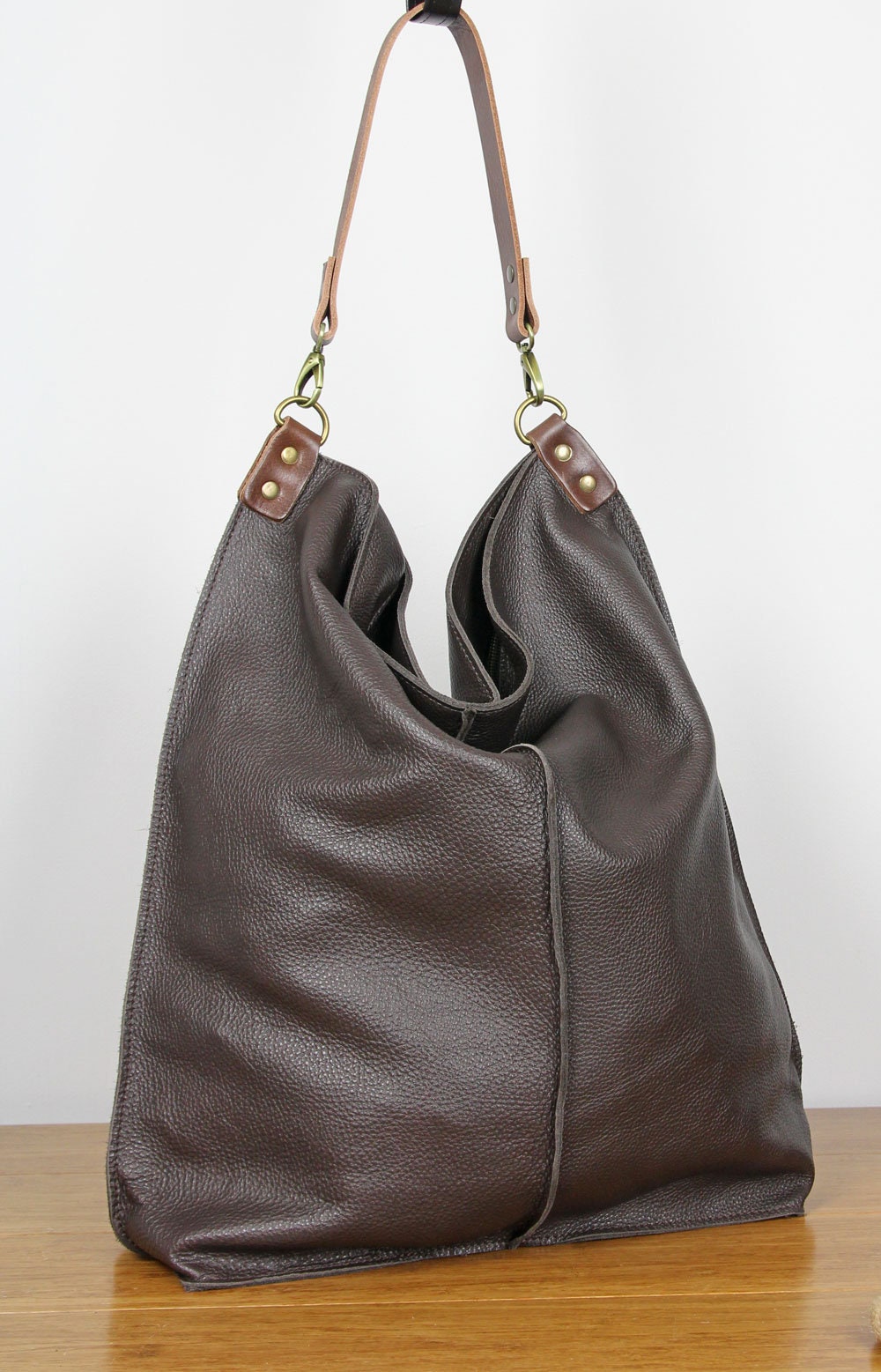◆OVHEE◆ Mignon Hobo Shoulder Bag Dark Brown P00000RS il_1080xN.5766395758_fazd.jpg