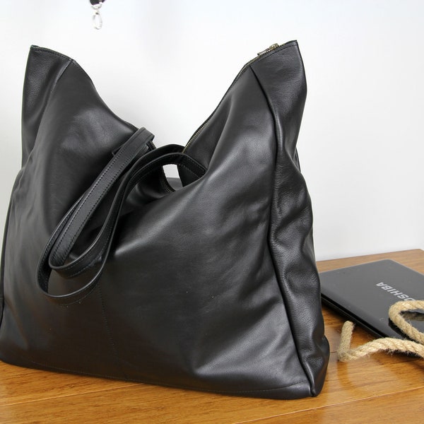 Women's Carryall Tote in Black, Very large black zippered handbag, Black Soft Leather, Tote Large Real Leather Shopper Bags.